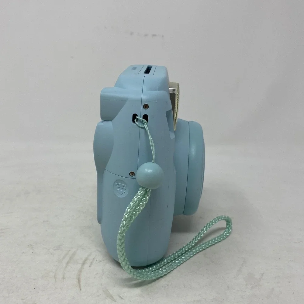 Fujifilm Instax Mini 8 Instant Film Camera Light Blue Untested